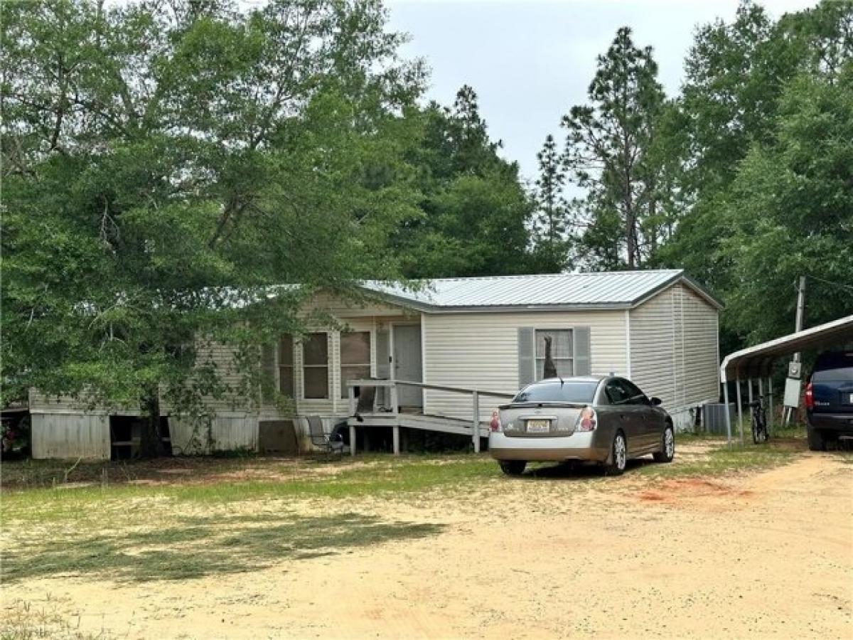 Picture of Home For Sale in Citronelle, Alabama, United States