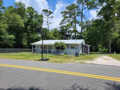 Home For Sale in Carrabelle, Florida