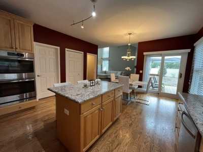 Home For Sale in Winfield, Illinois