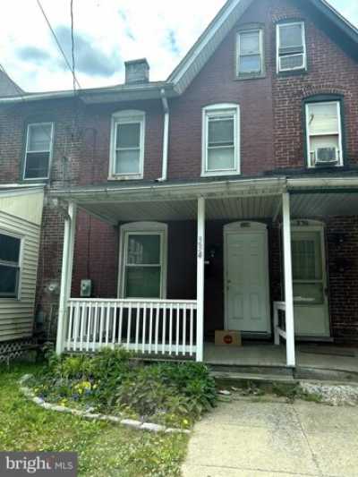 Home For Sale in Coatesville, Pennsylvania