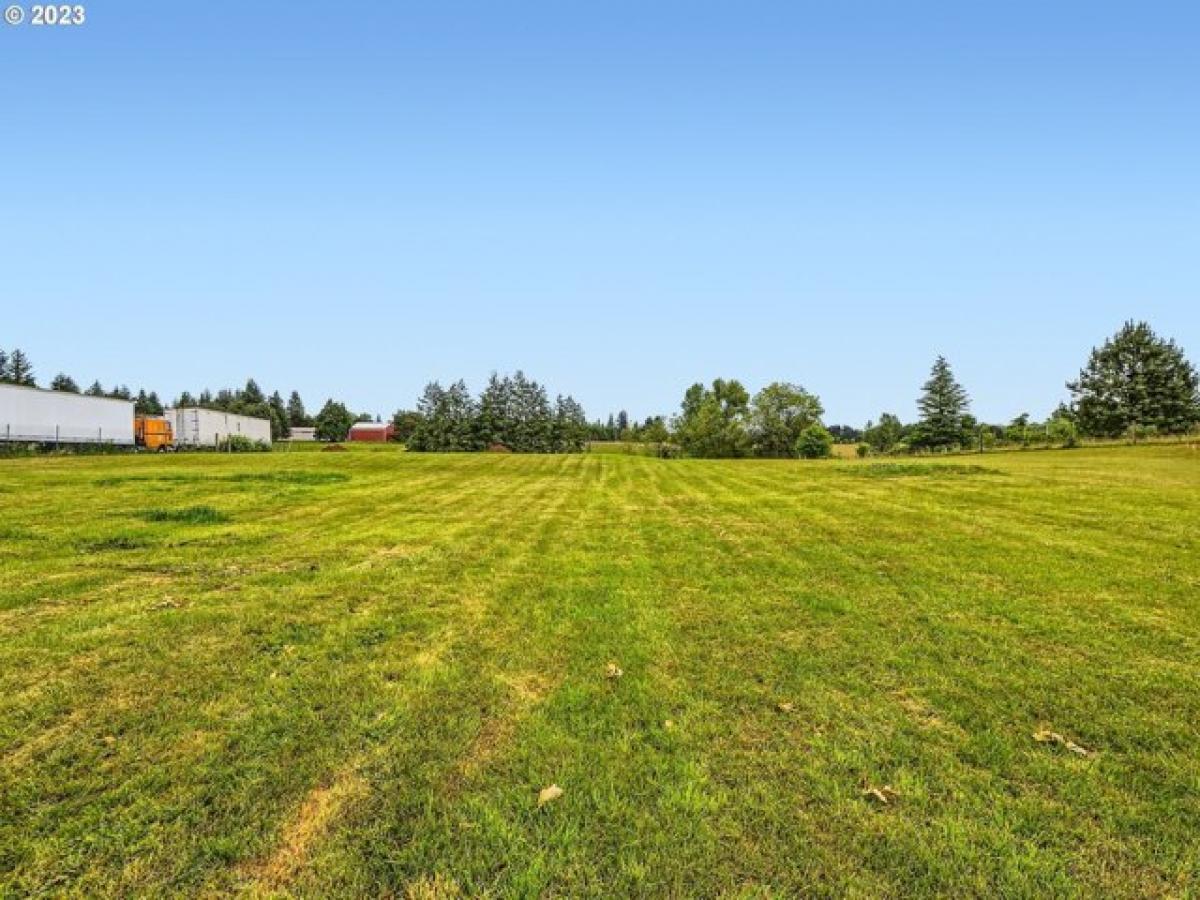 Picture of Residential Land For Sale in Ridgefield, Washington, United States