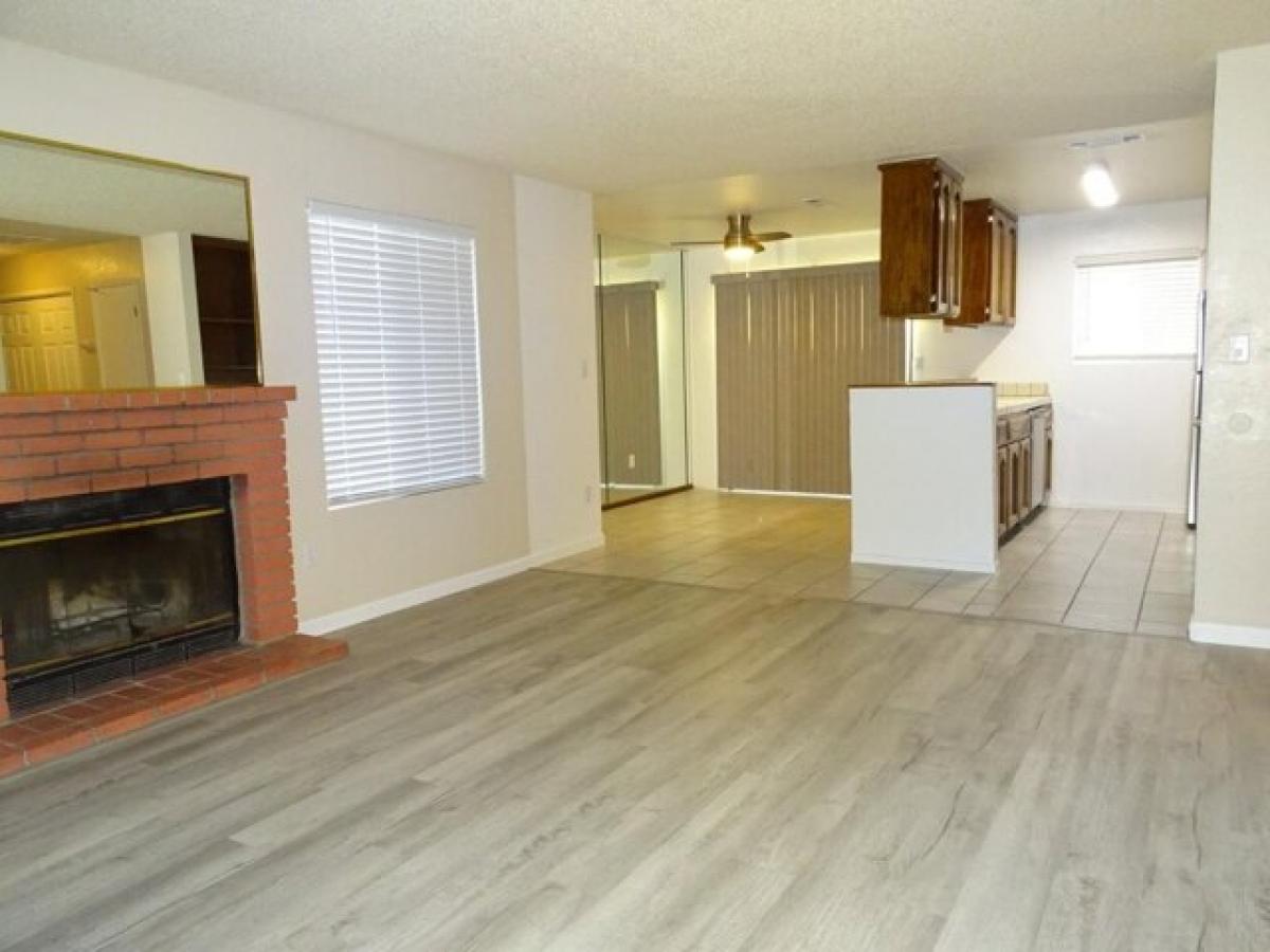 Picture of Home For Rent in Fresno, California, United States