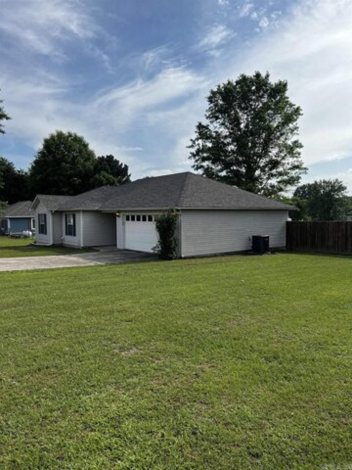 Picture of Home For Sale in Lonoke, Arkansas, United States