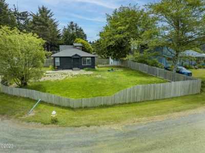 Home For Sale in Newport, Oregon