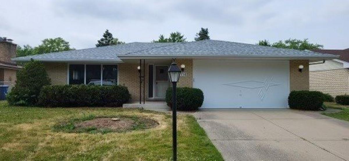 Picture of Home For Sale in Mount Prospect, Illinois, United States