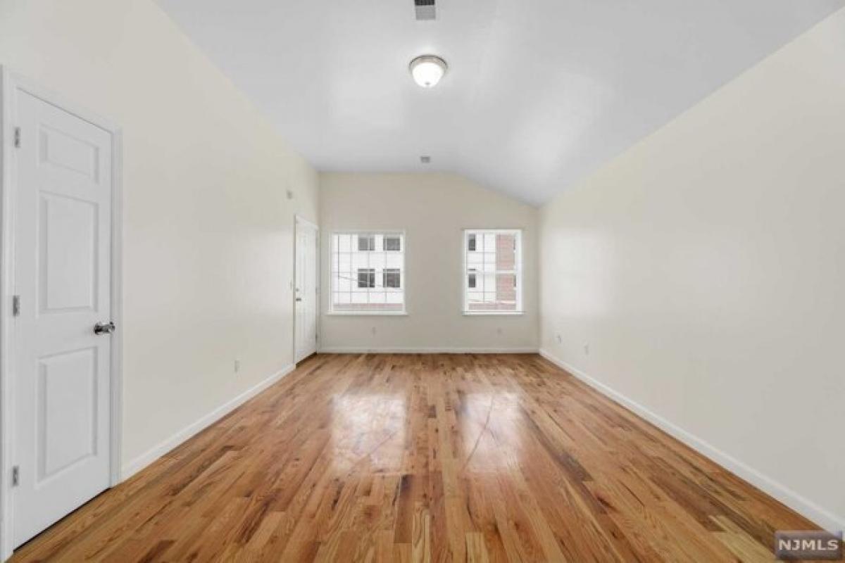 Picture of Apartment For Rent in Jersey City, New Jersey, United States