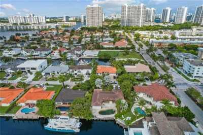 Home For Sale in North Miami Beach, Florida