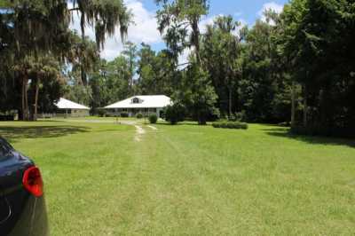 Residential Land For Sale in Crescent City, Florida
