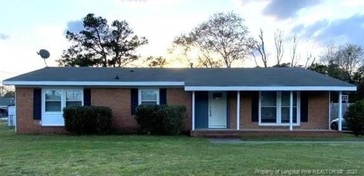 Picture of Home For Sale in Fayetteville, North Carolina, United States