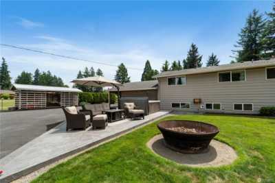 Home For Sale in Enumclaw, Washington