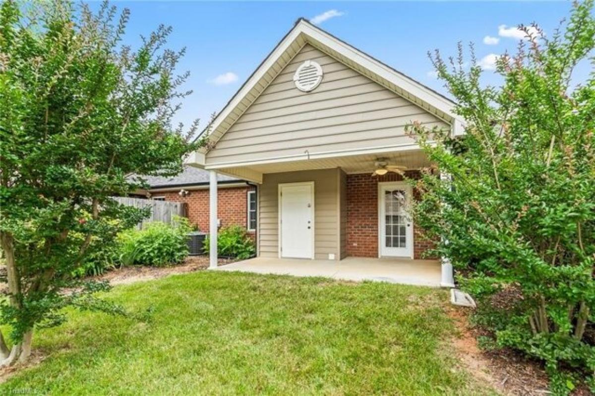 Picture of Home For Sale in Asheboro, North Carolina, United States