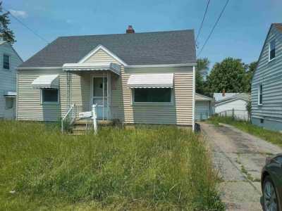 Home For Sale in Flint, Michigan