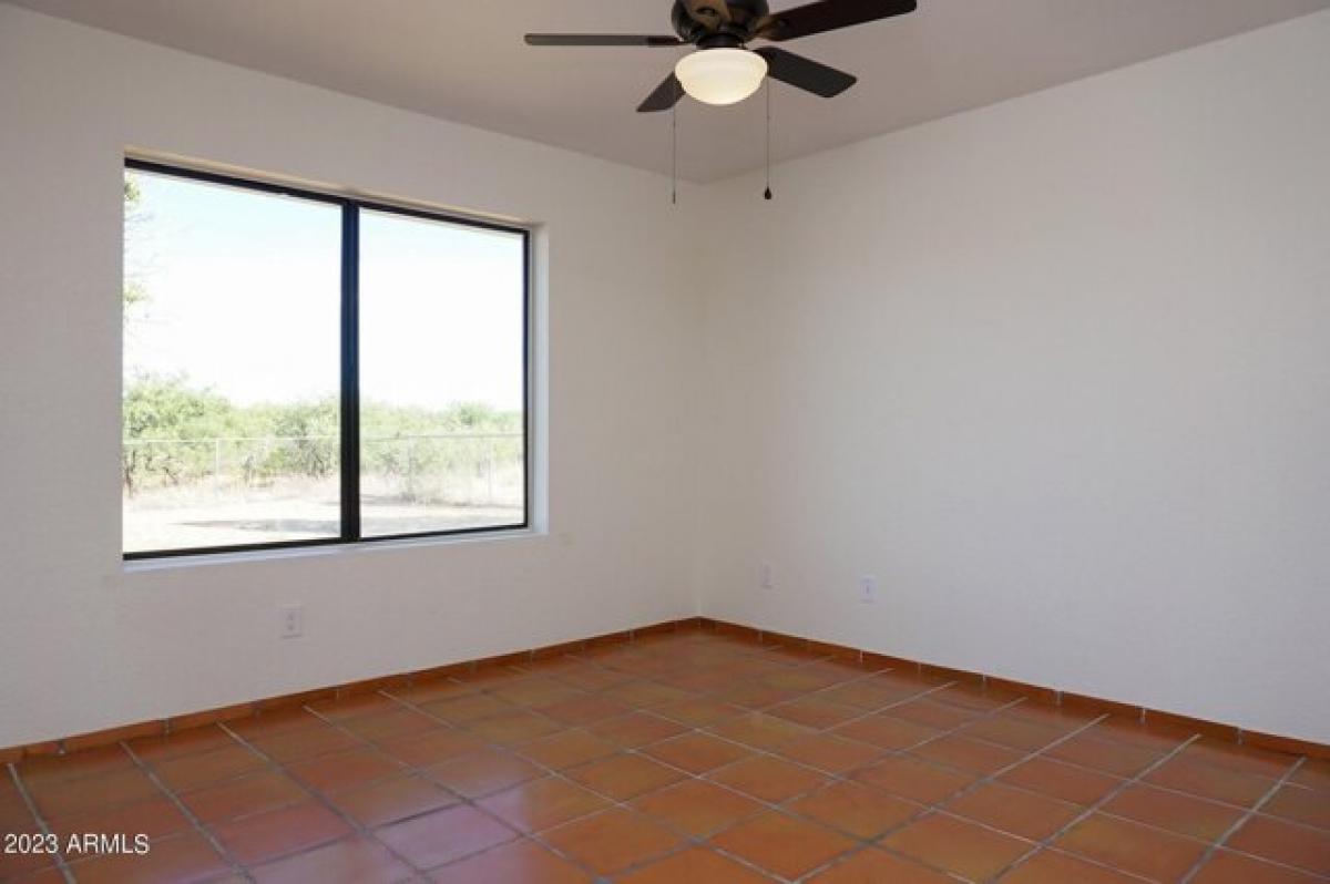 Picture of Home For Sale in Hereford, Arizona, United States