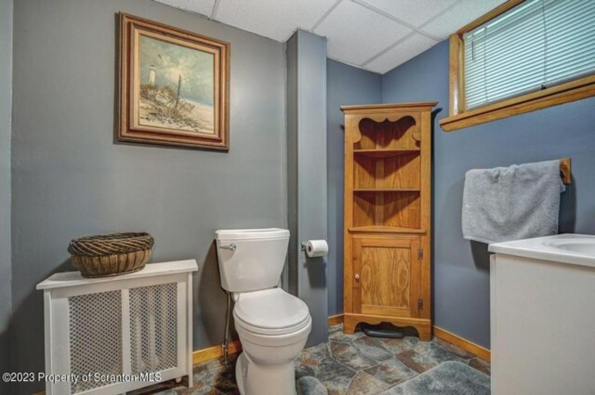 Picture of Home For Sale in Scranton, Pennsylvania, United States