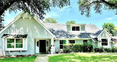 Home For Sale in Irving, Texas
