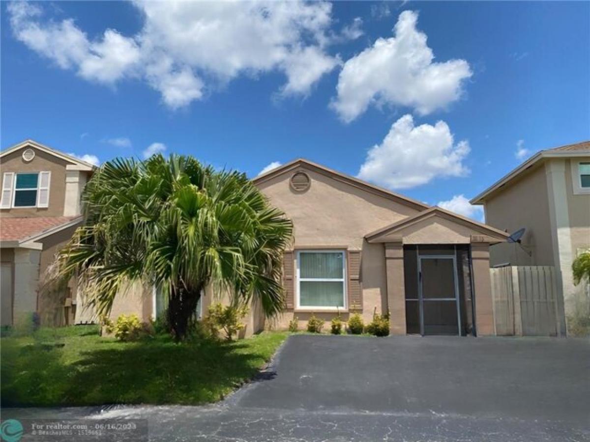 Picture of Home For Sale in Sunrise, Florida, United States