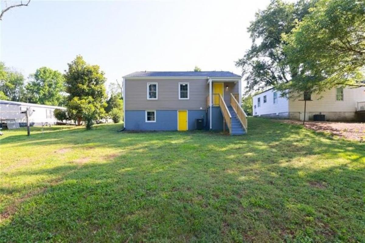 Picture of Home For Sale in Emporia, Virginia, United States