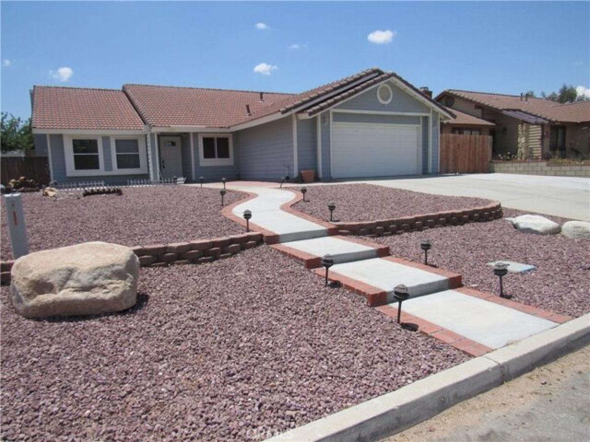 Picture of Home For Rent in Hesperia, California, United States