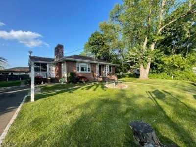 Home For Sale in South Plainfield, New Jersey