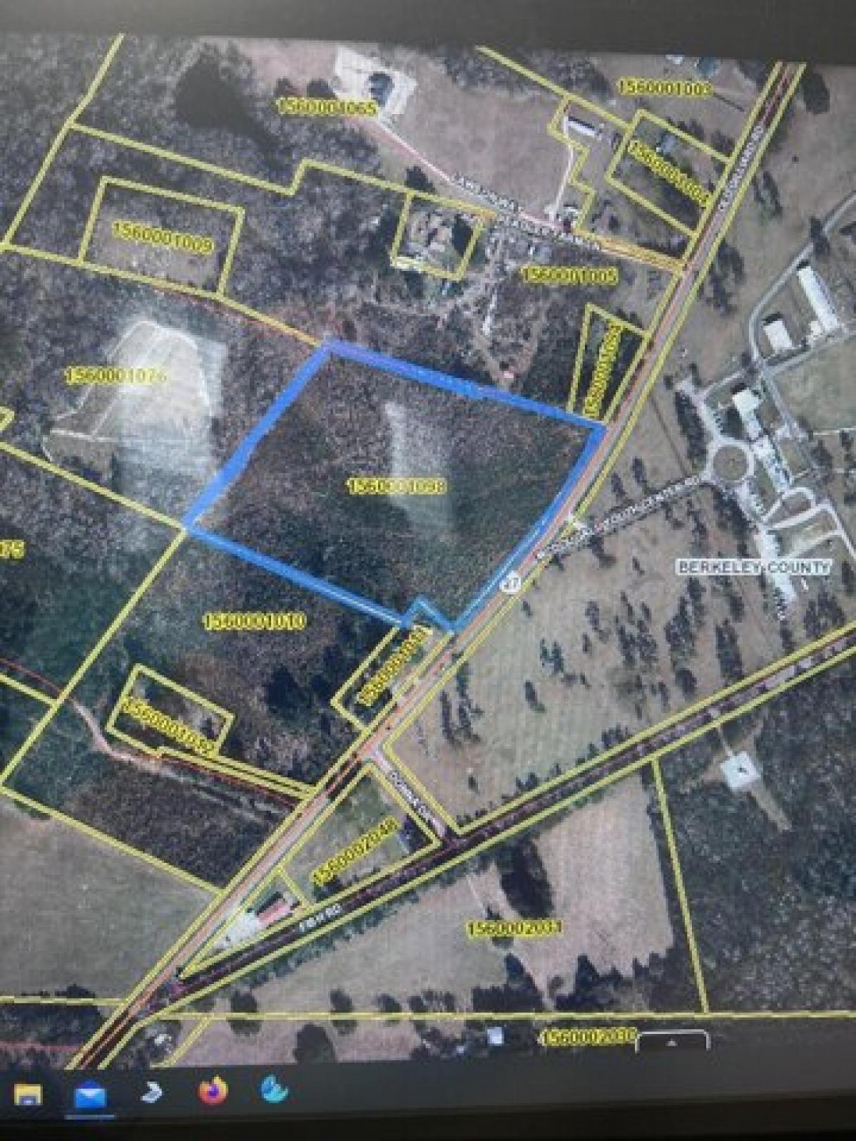Picture of Residential Land For Sale in Ridgeville, South Carolina, United States