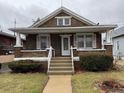 Home For Sale in Aurora, Illinois