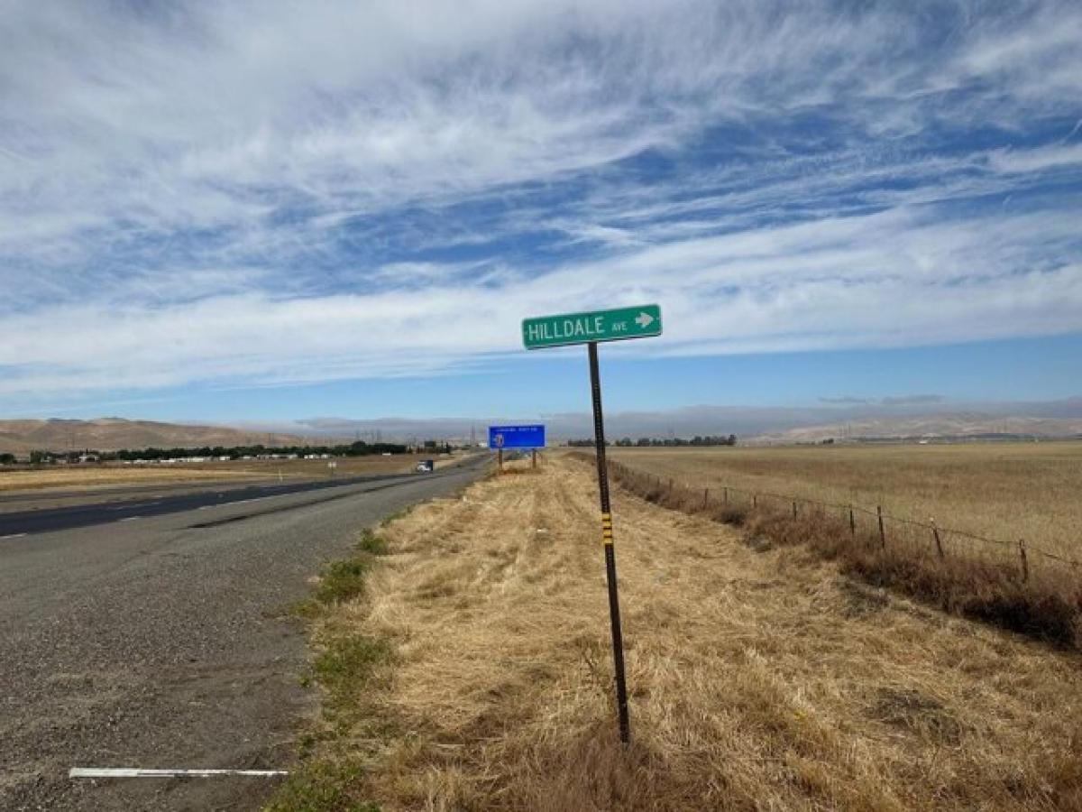 Picture of Residential Land For Sale in Los Banos, California, United States