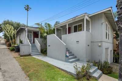 Home For Sale in Hermosa Beach, California
