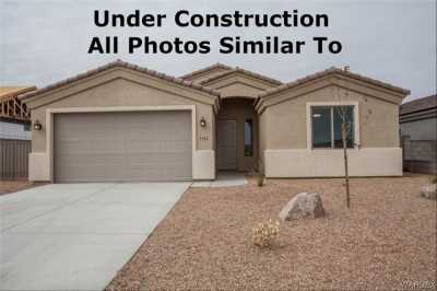 Home For Sale in Golden Valley, Arizona