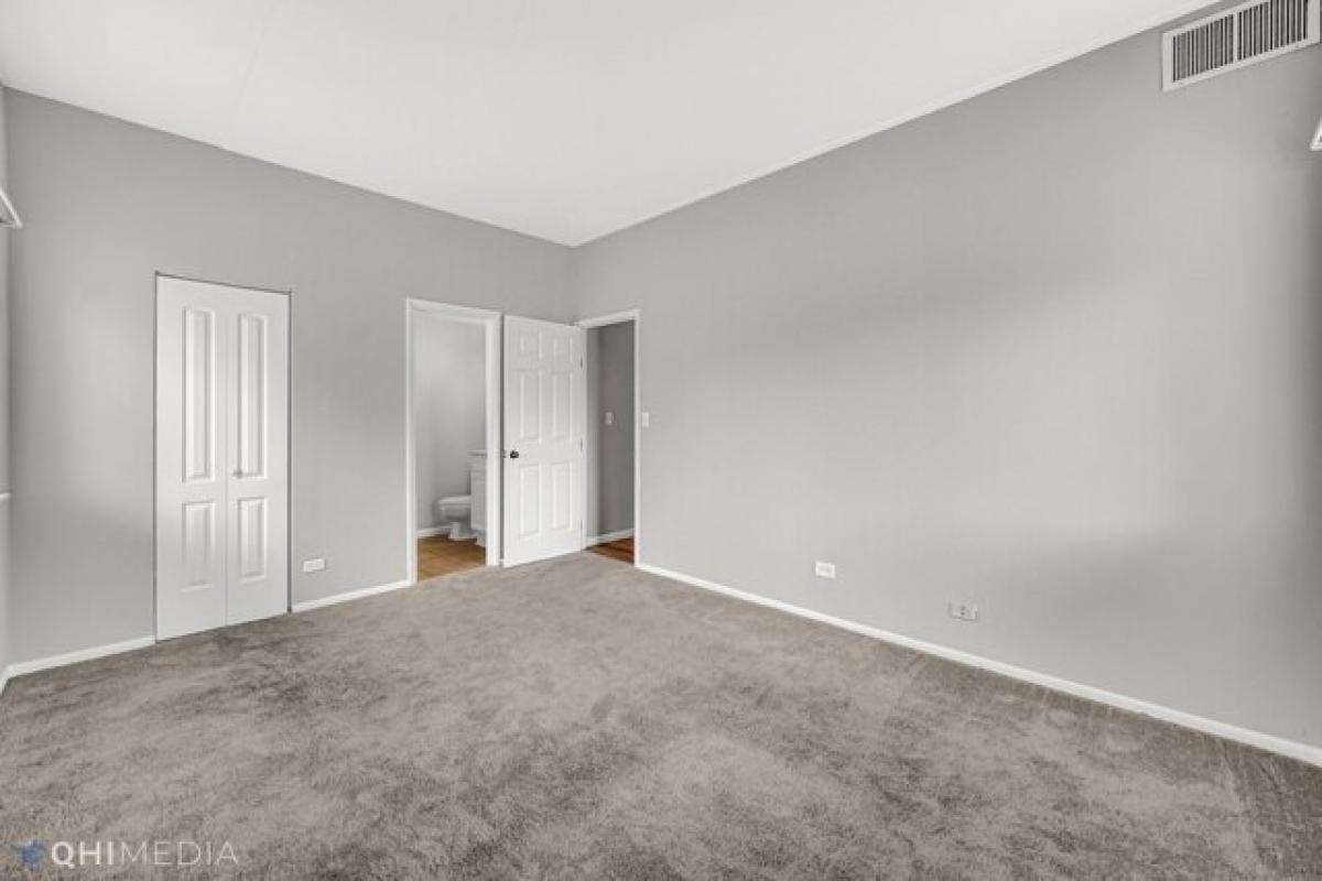 Picture of Home For Rent in Schaumburg, Illinois, United States