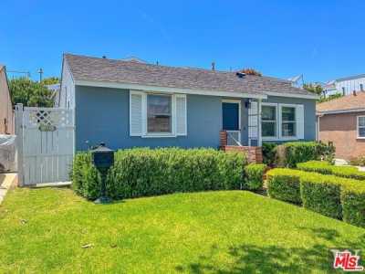 Home For Sale in El Segundo, California
