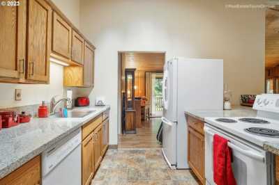 Home For Sale in Brightwood, Oregon