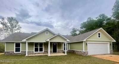 Home For Sale in Lucedale, Mississippi