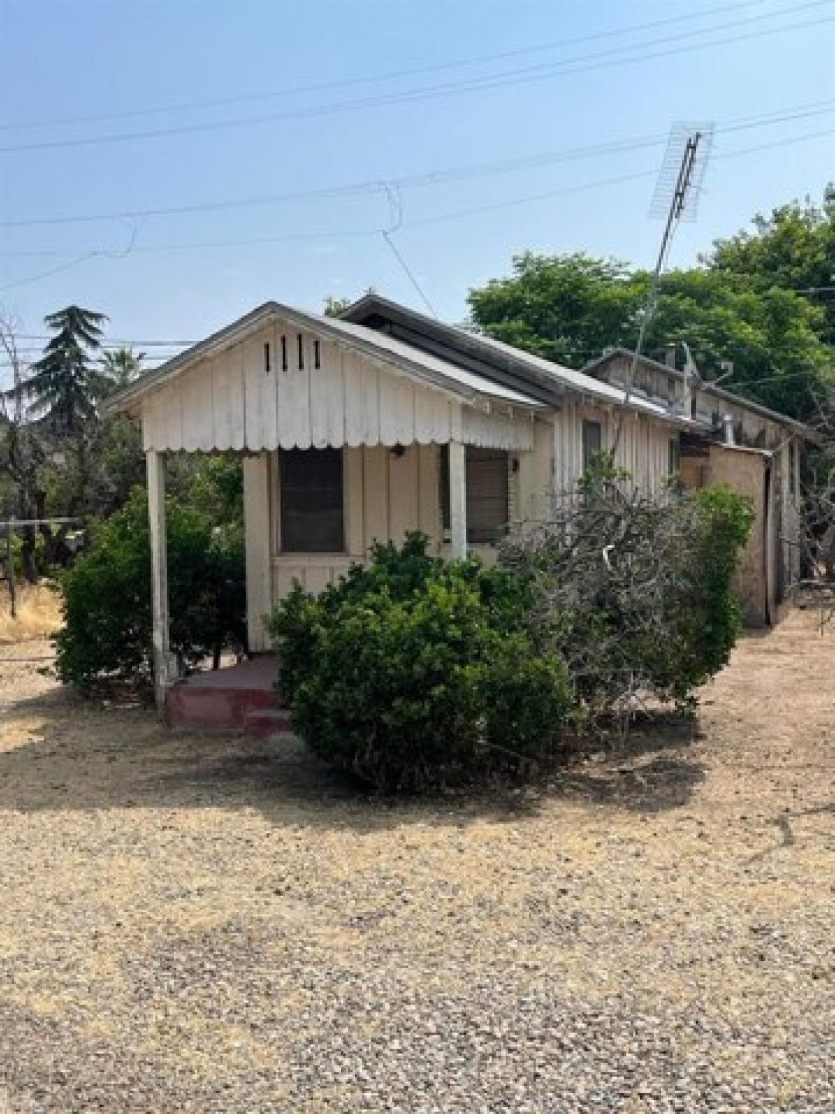 Picture of Home For Sale in Sanger, California, United States