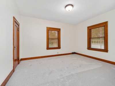 Home For Sale in Syracuse, Indiana
