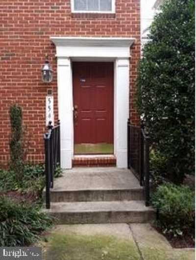 Home For Rent in Suitland, Maryland