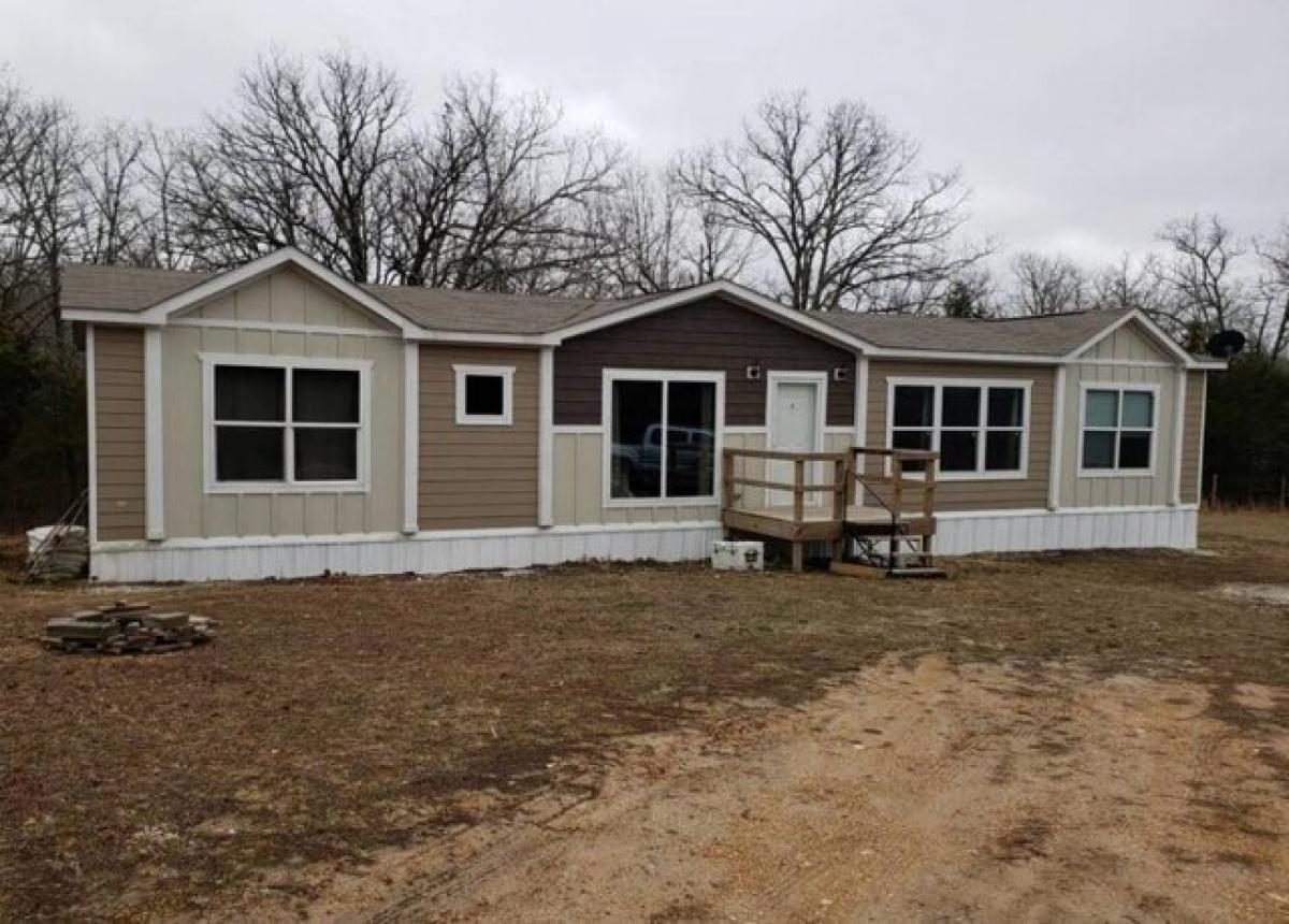 Picture of Home For Sale in Fair Grove, Missouri, United States