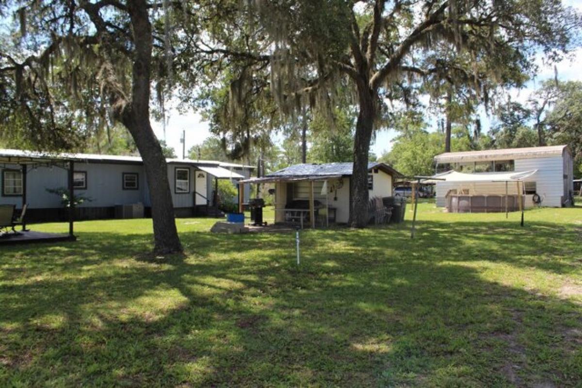 Picture of Home For Sale in Pomona Park, Florida, United States