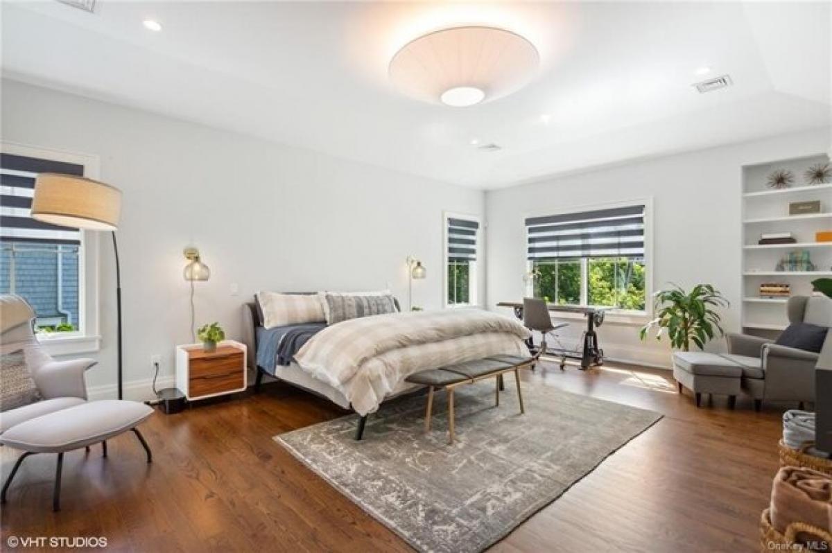 Picture of Home For Sale in Larchmont, New York, United States