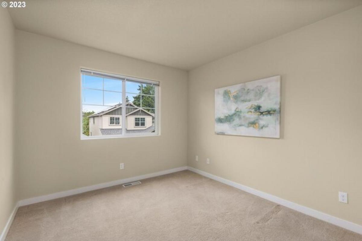 Picture of Home For Sale in Beaverton, Oregon, United States