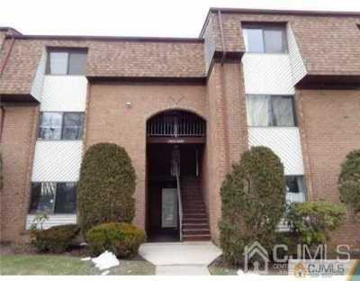Home For Sale in Edison, New Jersey