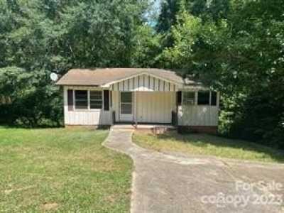 Home For Sale in Shelby, North Carolina