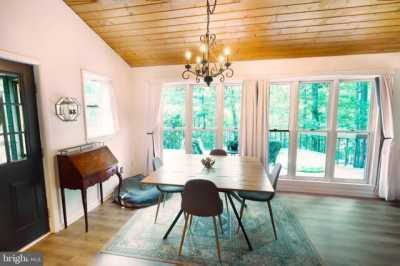 Home For Sale in Mount Jackson, Virginia
