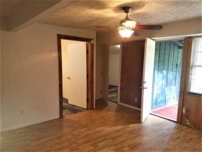 Apartment For Rent in Coldspring, Texas