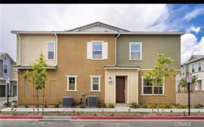 Home For Rent in Saugus, California