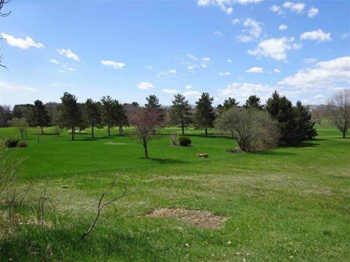 Picture of Residential Land For Sale in Reedsburg, Wisconsin, United States