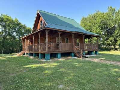 Home For Sale in Brush Creek, Tennessee