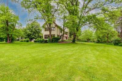 Home For Sale in Bannockburn, Illinois