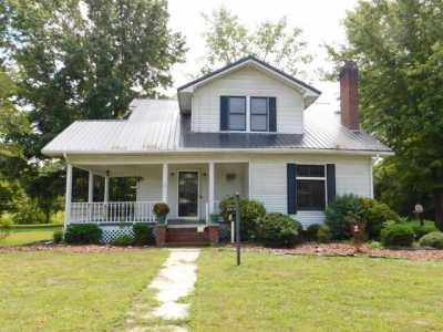 Home For Sale in Middlesboro, Kentucky