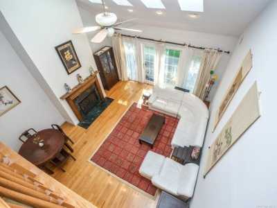 Home For Sale in Port Washington, New York