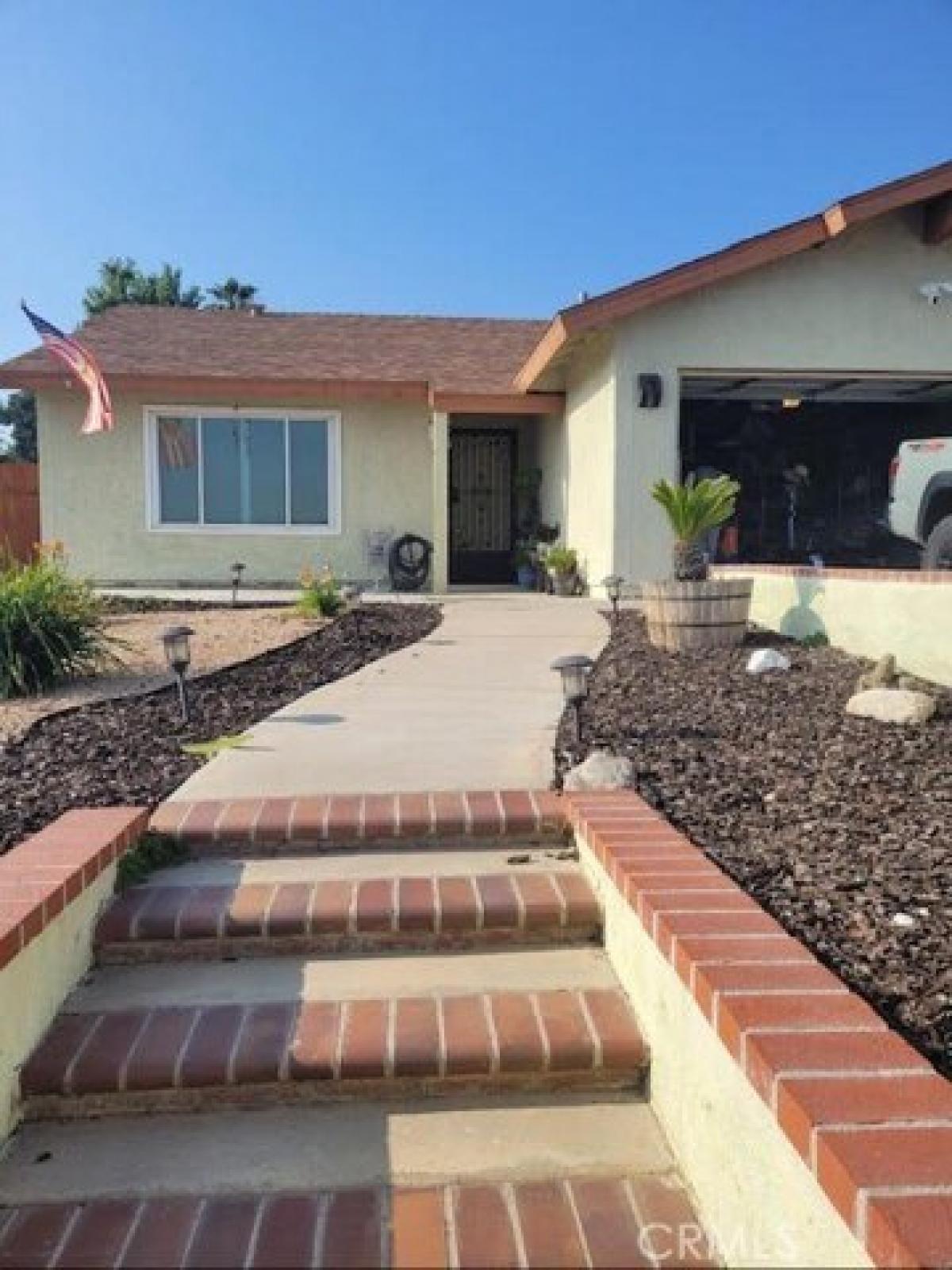 Picture of Home For Sale in Moreno Valley, California, United States